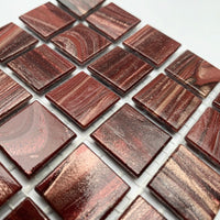 Verre Mosaique - glass mosaic -Glasmosaik-glasmozaïek-Glasmozaiek met Goud Dooradert 20mm Granaat - mosaicshop