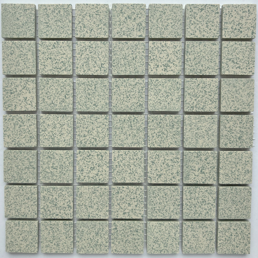 Winckelmans Vert 209 Mouchetés 20x20 mm – carreaux de mosaïque verts mouchetés sur filet, vue de dessus