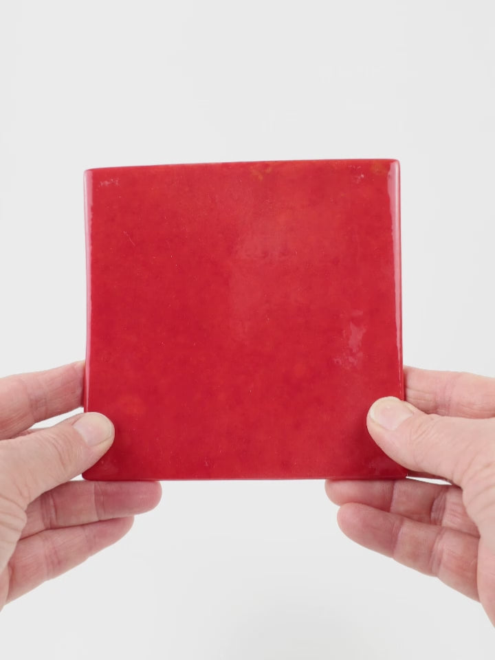 Video showing Morasutti Smalti mosaic tile – red – 11.5 x 11.5 cm, rotated to show full tile
