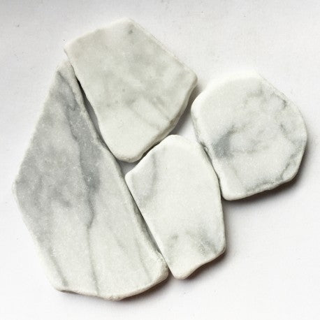 Marbre Irrégulier Bianco Carrara