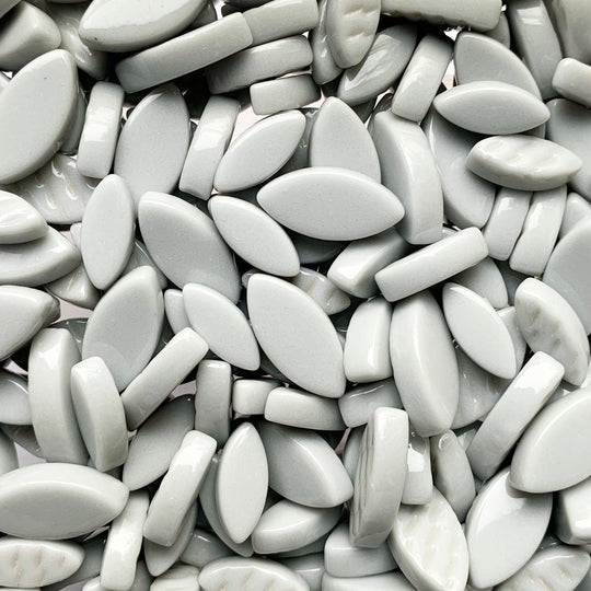 Mosaiksteinen Elipsenform Glas Hellgrau