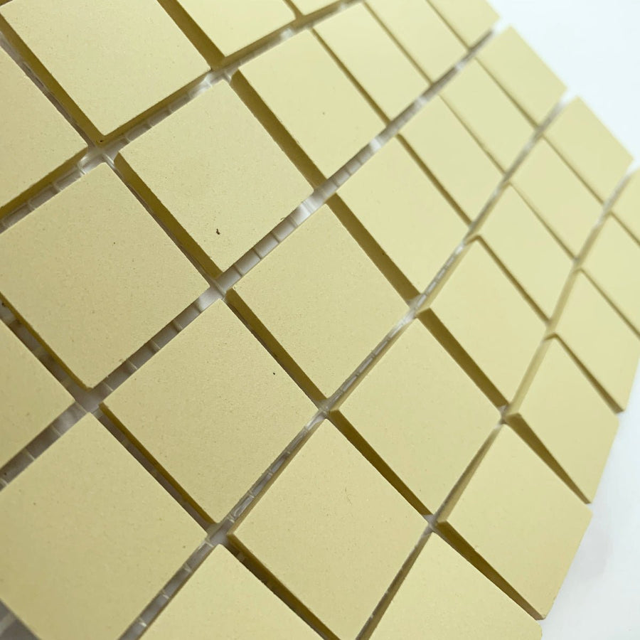 Winckelmans Vanille – matte Mosaikfliesen im Format 20x20 mm auf Netz